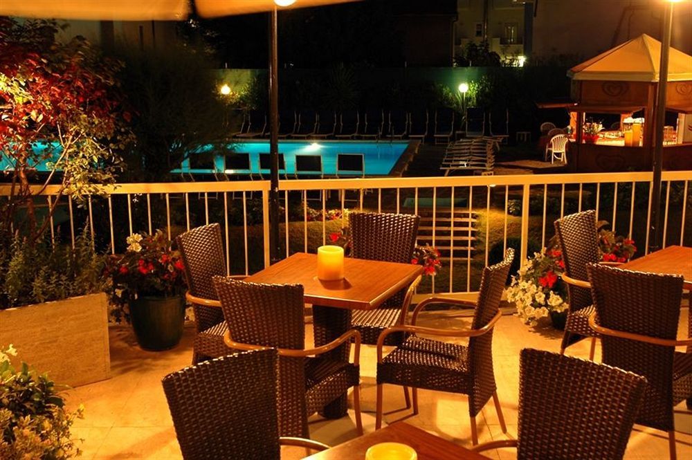 Hotel Doge มิลาโน แมริตทิมา ภายนอก รูปภาพ